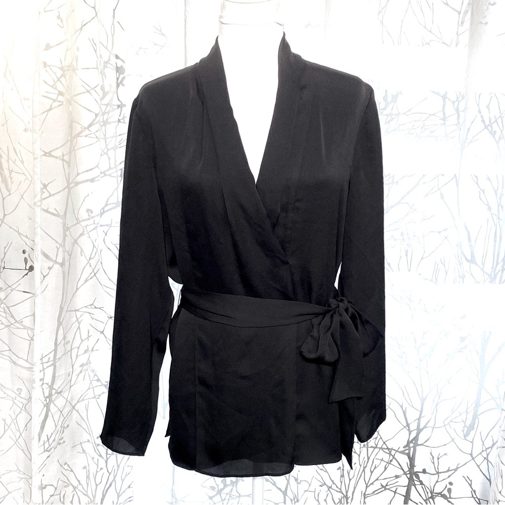 LAFAYETTE 148 New York black v-neck long sleeve waist belt tunic top blouse
